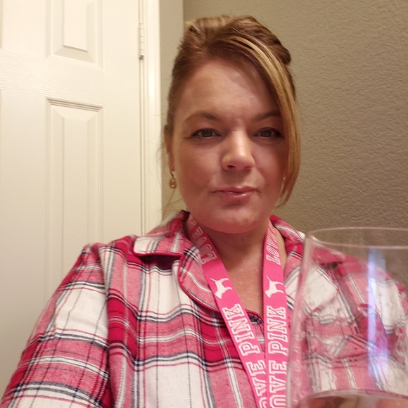 Meet your Posher, Pamela ann - Picture 9 of 15